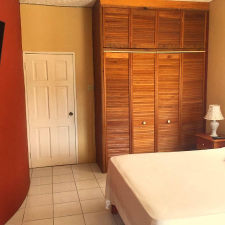 Yaad Hostel Montego Bay Exteriér fotografie