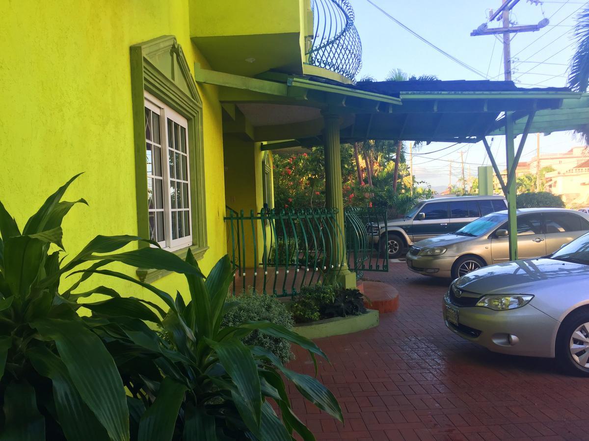 Yaad Hostel Montego Bay Exteriér fotografie