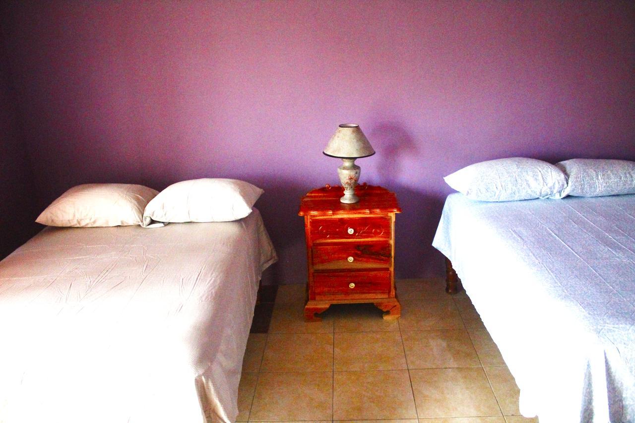 Yaad Hostel Montego Bay Exteriér fotografie