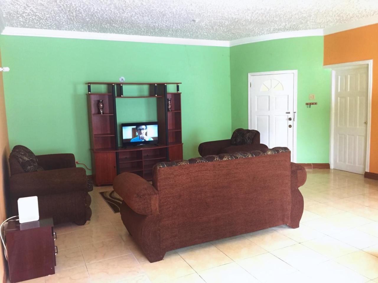 Yaad Hostel Montego Bay Exteriér fotografie