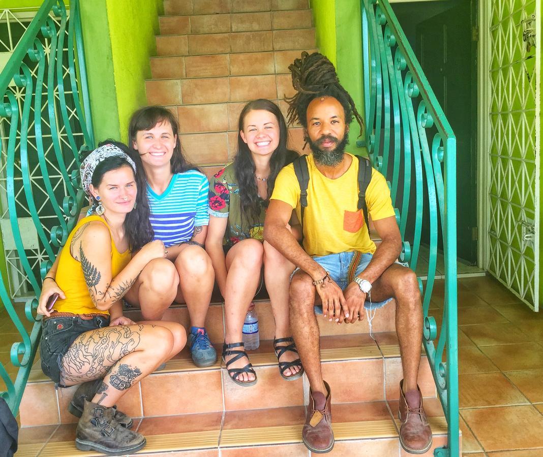 Yaad Hostel Montego Bay Exteriér fotografie